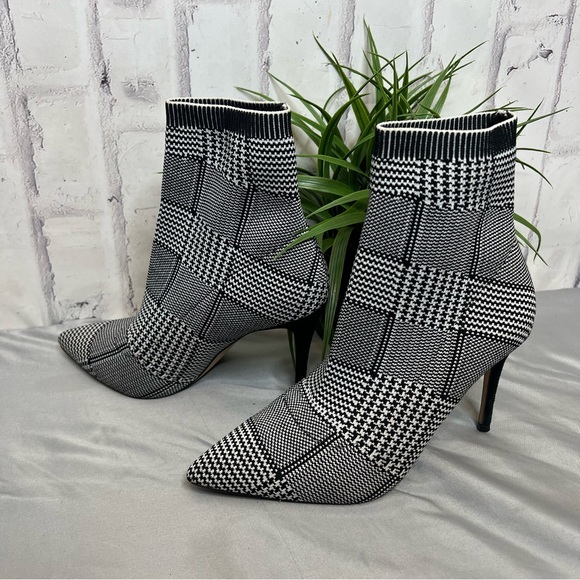 Something Navy Plaid sock boots 7 - Picture 2 of 9